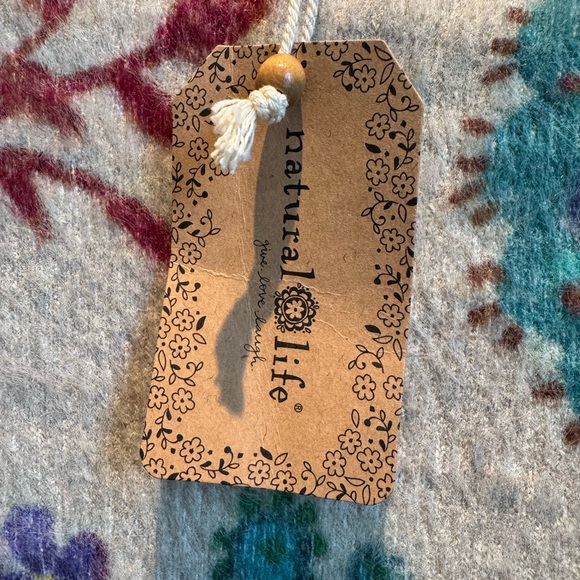 NATURAL LIFE NWT Cream Multicolored Floral Crewneck Sweater Boho Romantic Soft - Picture 3 of 11